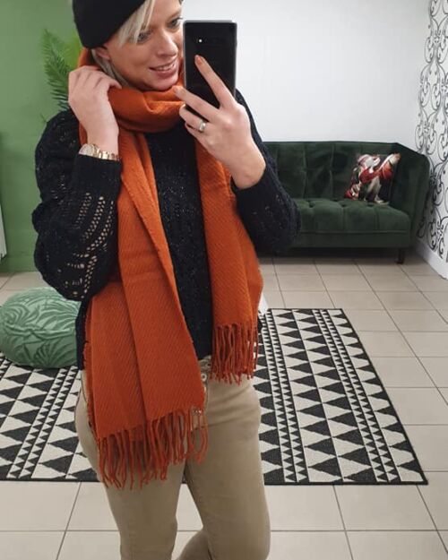 Rust scarf – Pieces