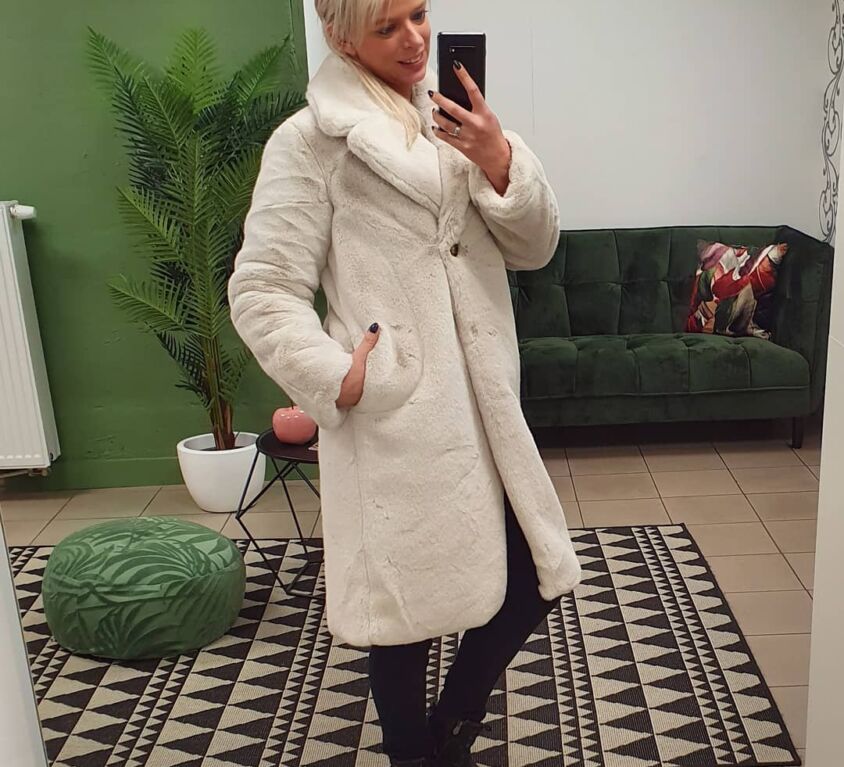 Fur coat – Crème