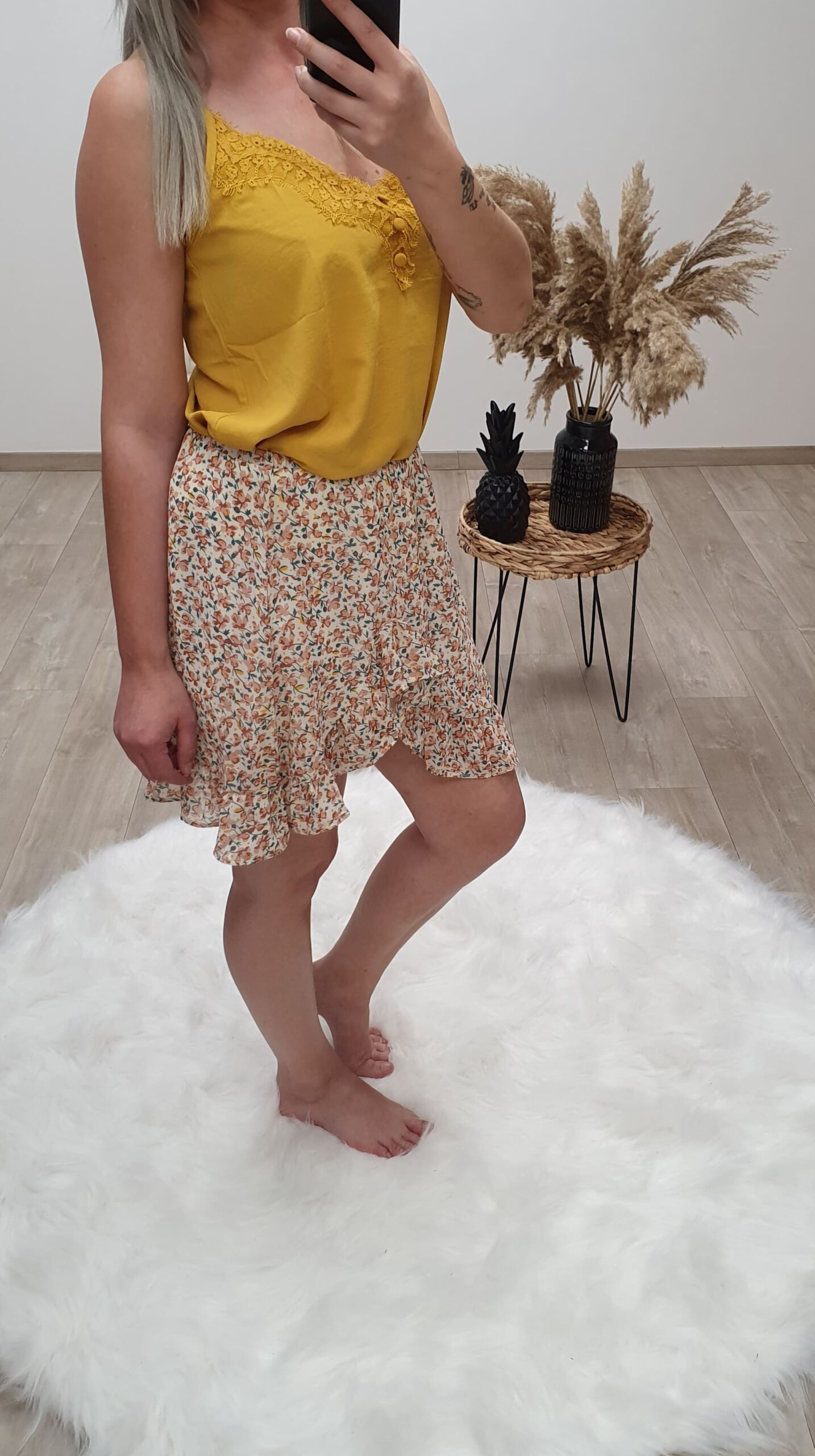 Flower skirt – Beige